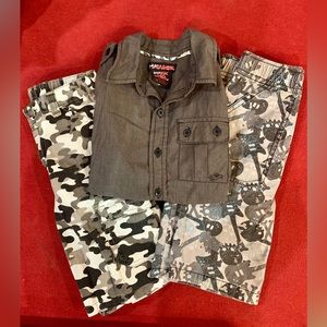 2 Boy’s Size 5/6 Outfits Tony Hawk Shirt & 2 Pair of Shorts Camo Guitars Skulls